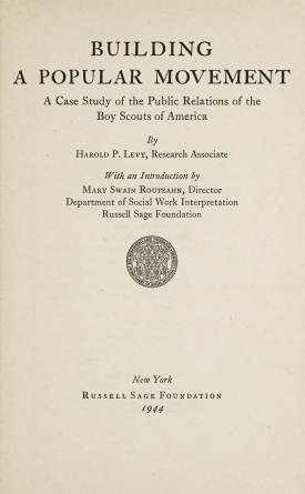 Cover image of the book Building a Popular Movement