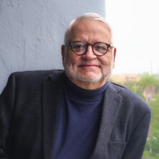 Picture of Lisandro Perez