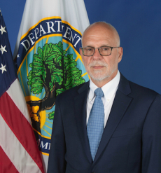 Picture of Mark Schneider