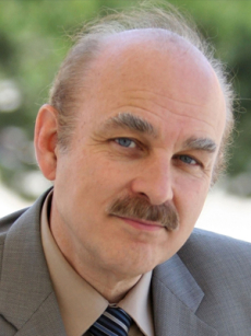Picture of Rubén G. Rumbaut